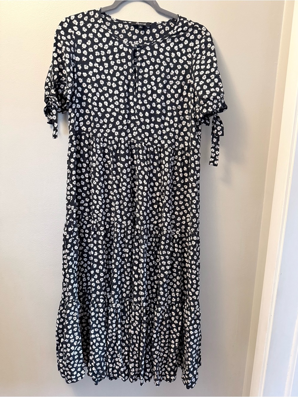 Madewell Black and White Floral Midi Dress